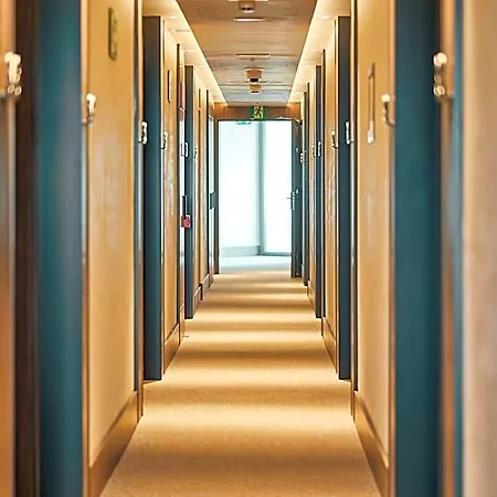 Silken Szálloda 4*